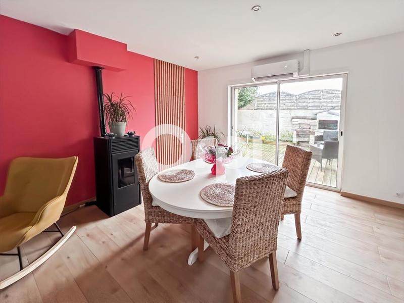 Maison - 105 m² - 4 pièces