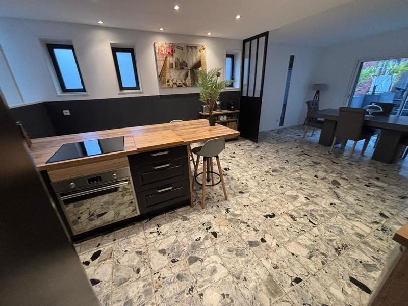 Appartement - 114 m² - 2 pièces