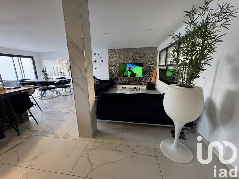 Maison - 105 m² - 4 pièces