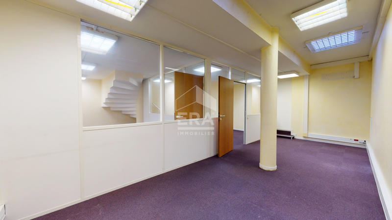 Bureau - 208 m² - 5 pièces