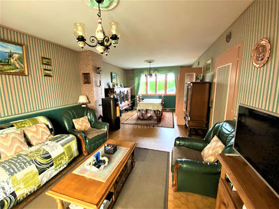 Maison - 122 m² - 7 pièces