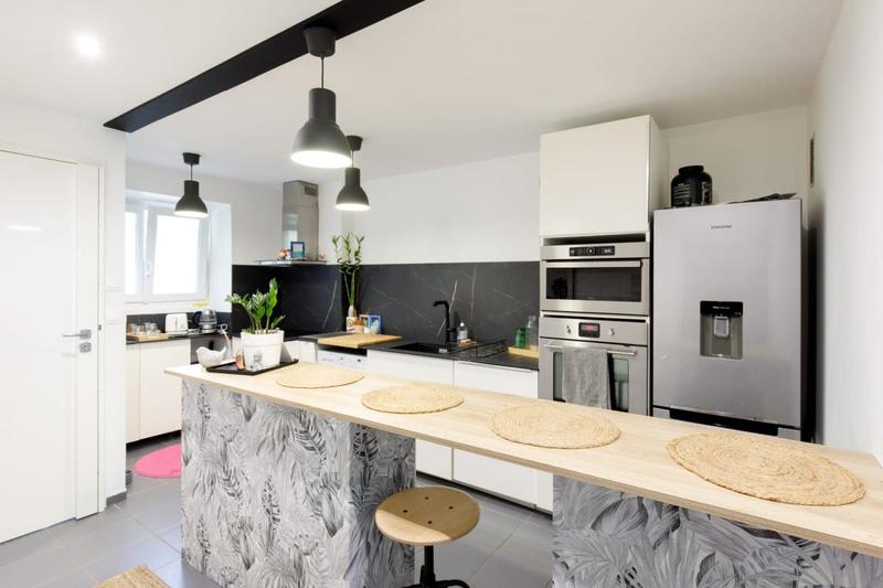 Appartement - 64 m² - 3 pièces