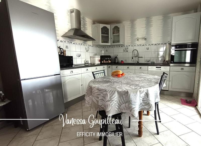 Maison - 138 m² - 5 pièces