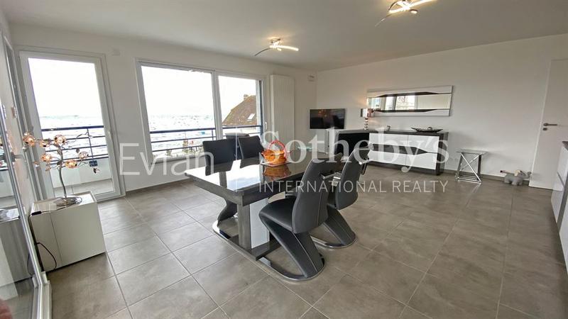 Appartement - 86 m² - 4 pièces