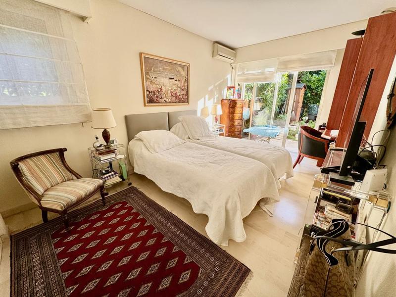 Appartement - 100 m² - 4 pièces