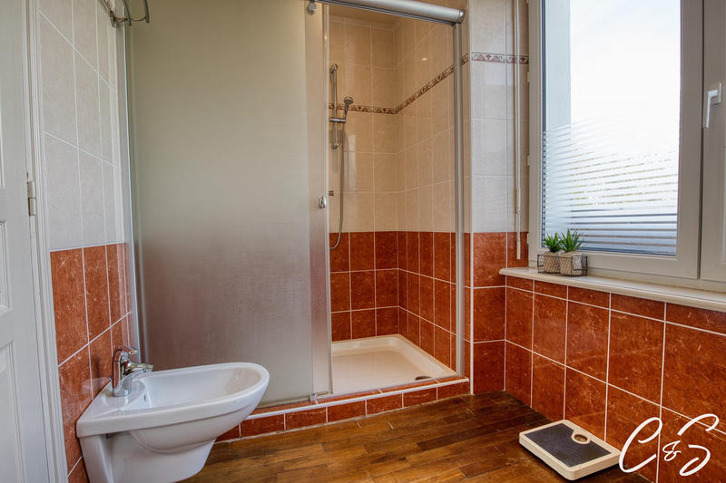 Maison ancienne - 193 m² - 7 pièces