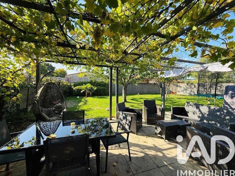 Maison - 190 m² - 7 pièces