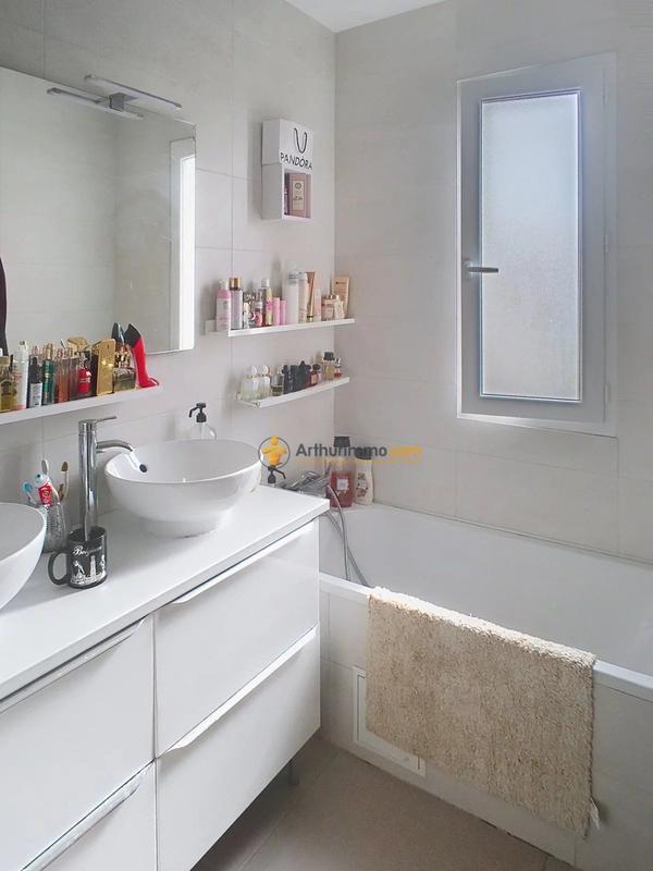 Appartement - 77 m² - 4 pièces