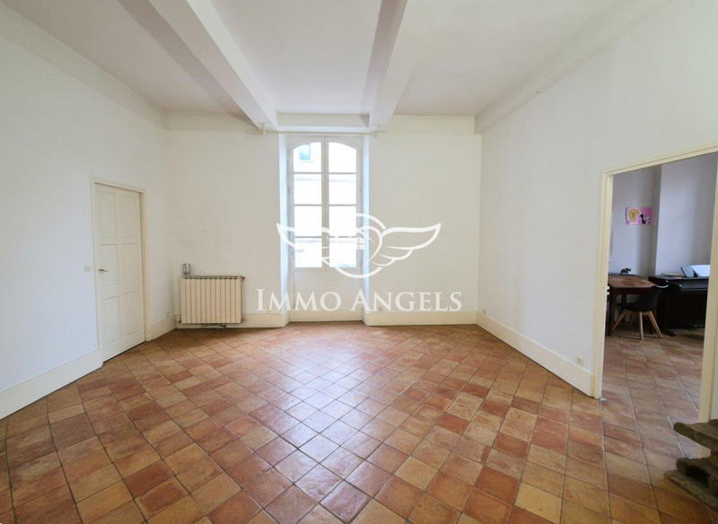 Maison ancienne - 229 m² - 11 pièces