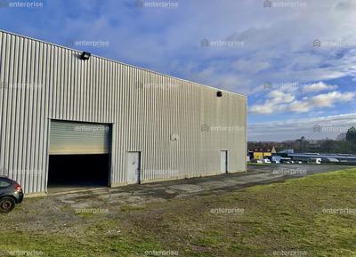 Local d'activité / Entrepôt - 1 600 m²