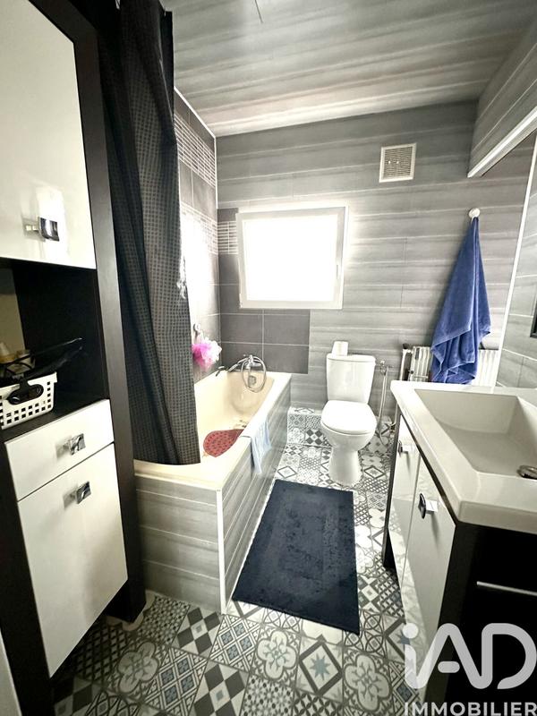 Maison - 71 m² - 4 pièces