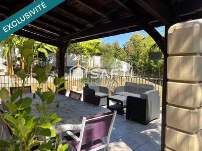 Maison - 140 m² - 5 pièces