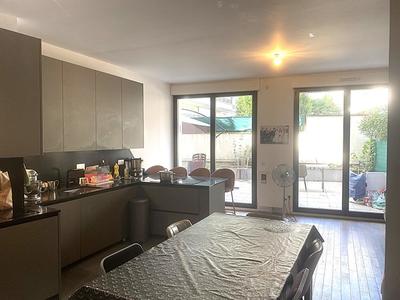 Appartement - 86 m² - 4 pièces