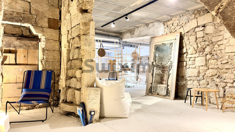 Local commercial - 150 m²