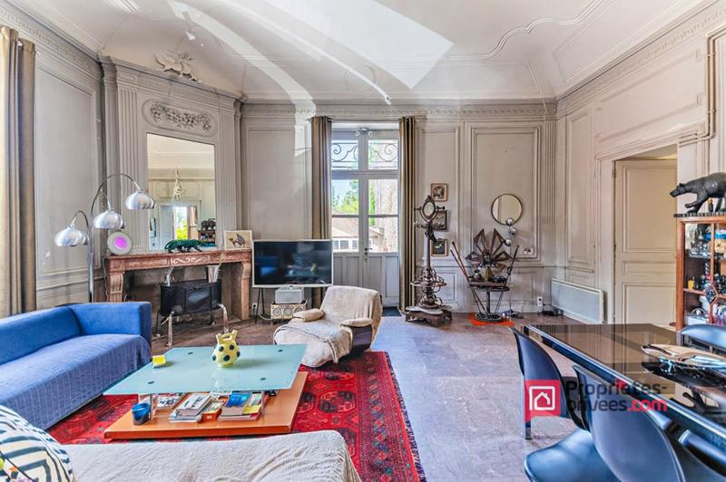 Loft - 135 m² - 3 pièces