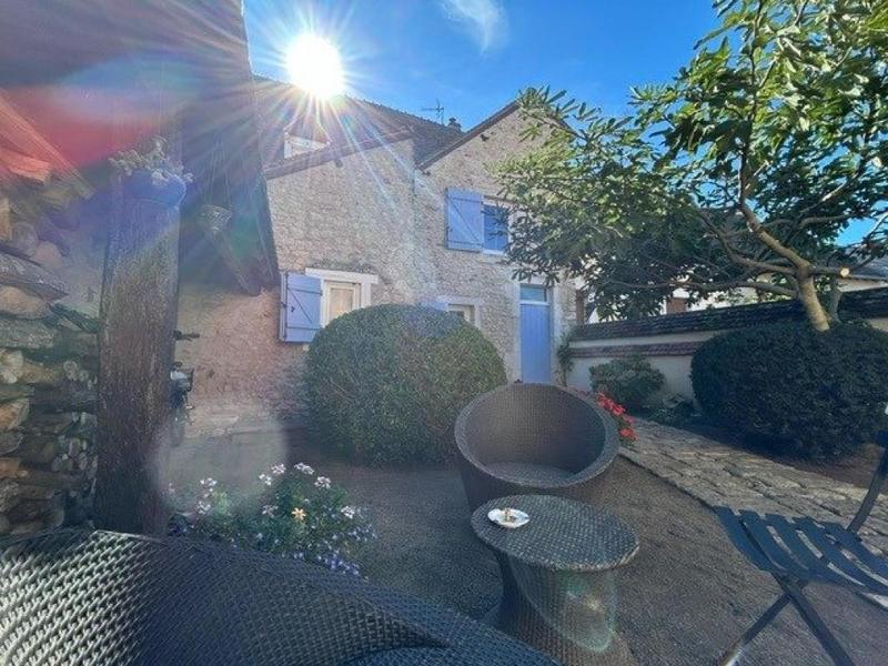 Maison - 95 m² - 3 pièces