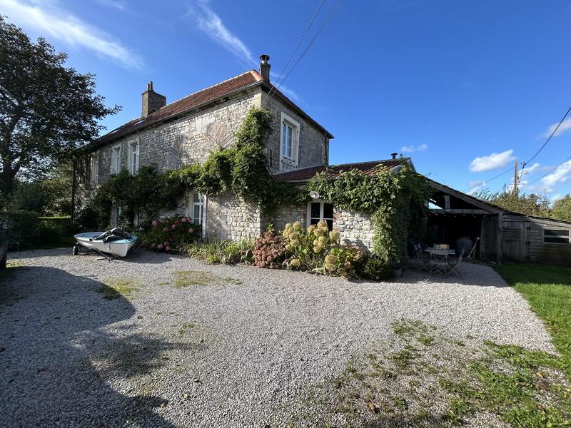 Maison ancienne - 285 m² - 8 pièces