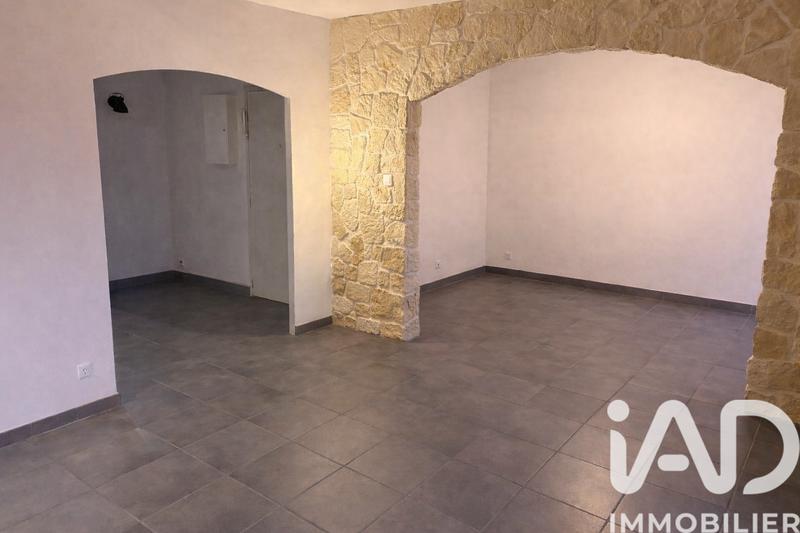 Appartement - 82 m² - 3 pièces