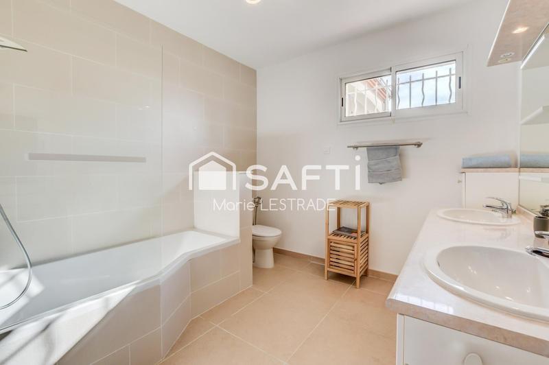 Maison - 189 m² - 6 pièces