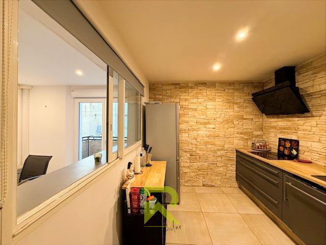 Maison de village - 105 m² - 4 pièces