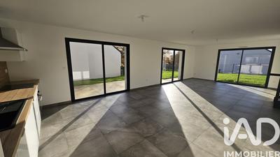 Maison - 125 m² - 5 pièces