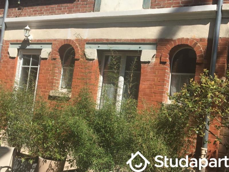 Chambre - 13 m² - 1 pièce