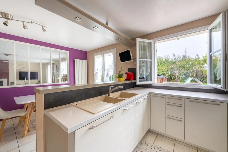 Maison - 199 m² - 7 pièces