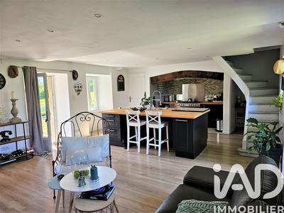 Maison - 140 m² - 6 pièces