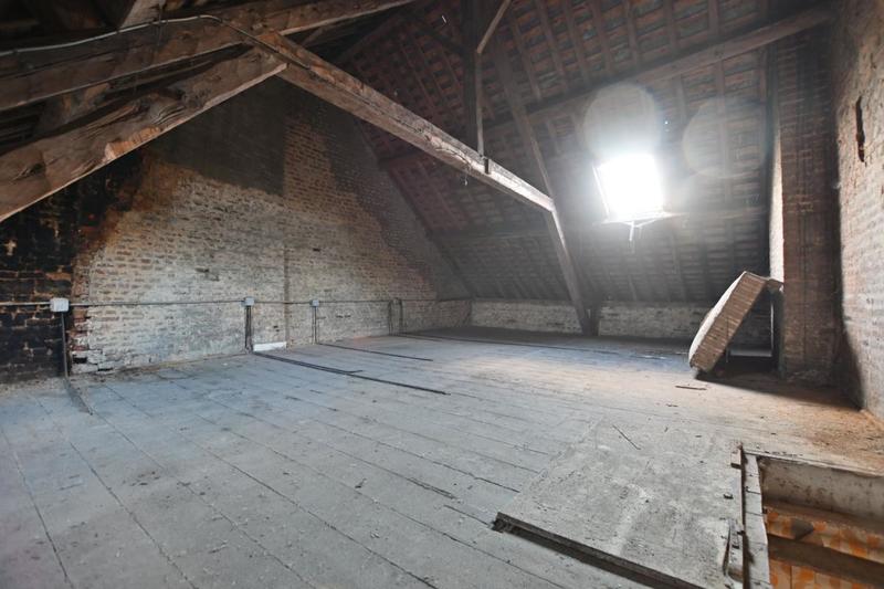 Maison - 289 m² - 2 pièces