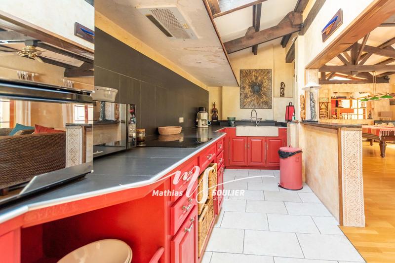 Villa - 400 m² - 14 pièces