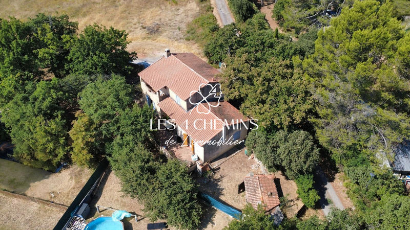 Villa - 141 m² - 5 pièces