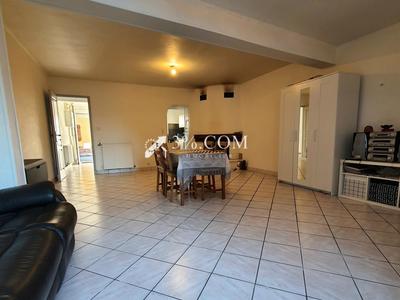 Maison de ville - 104 m² - 5 pièces