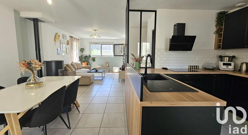 Maison - 90 m² - 4 pièces