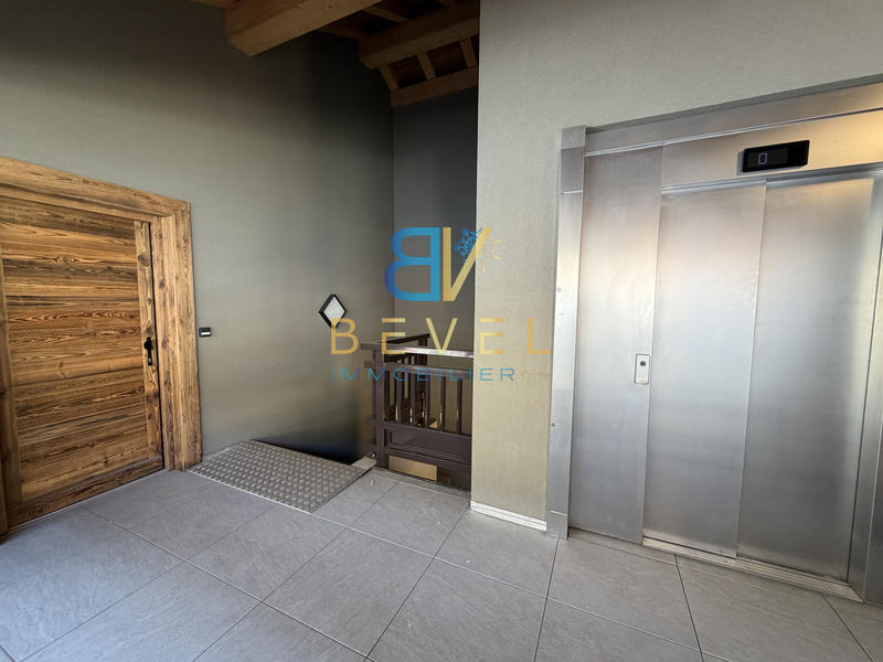 Appartement - 88 m² - 4 pièces