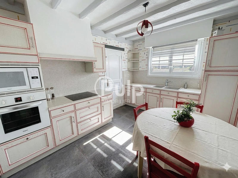 Maison - 105 m² - 6 pièces