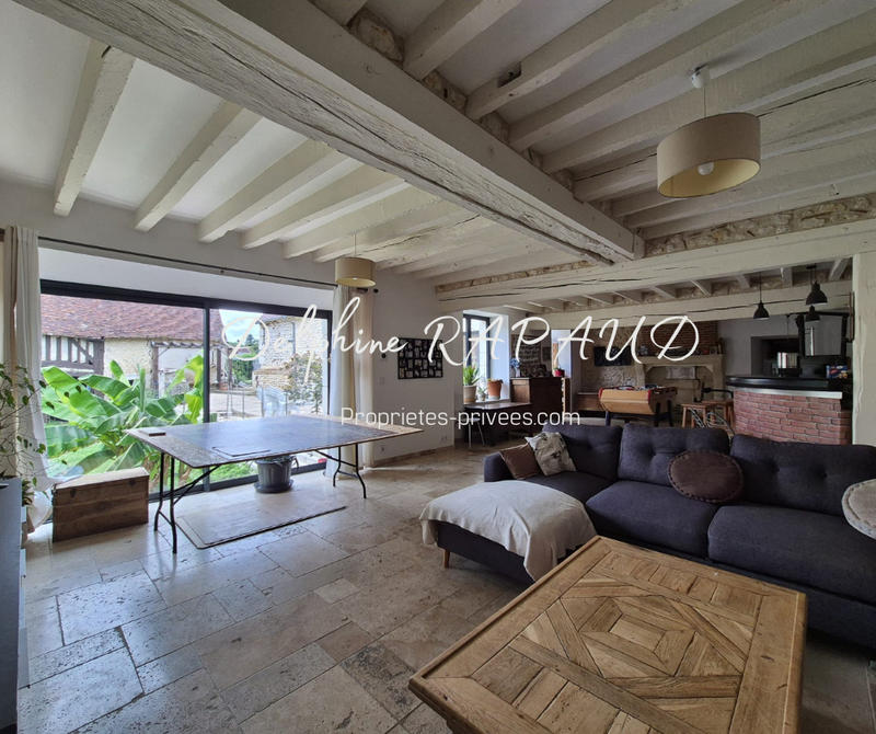 Demeure - 210 m² - 6 pièces