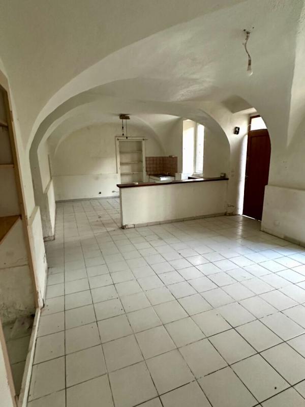 Maison en pierre - 203 m² - 11 pièces