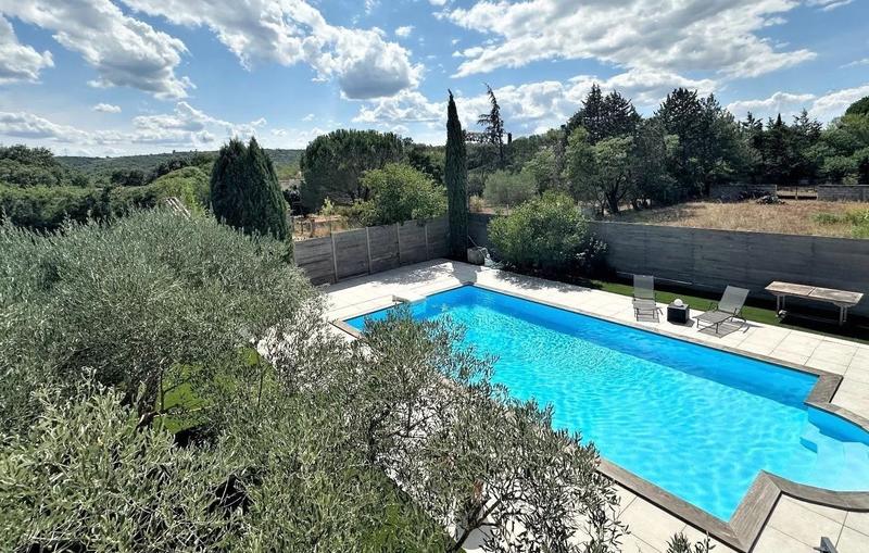 Villa - 280 m² - 8 pièces