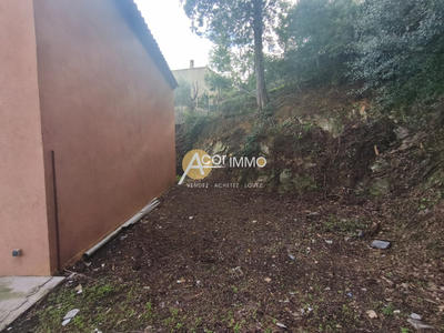 Villa - 95 m² - 5 pièces