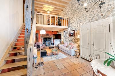 Corps de ferme - 243 m² - 5 pièces