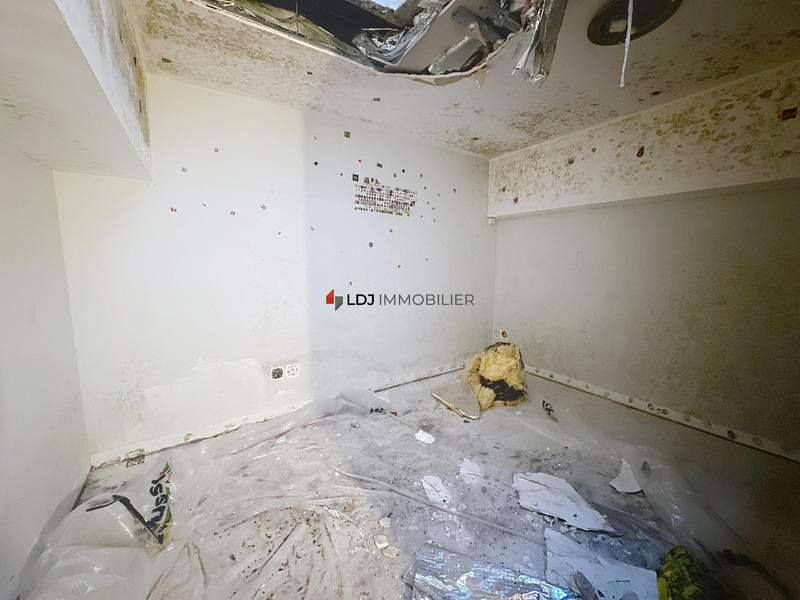 Appartement - 93 m² - 4 pièces