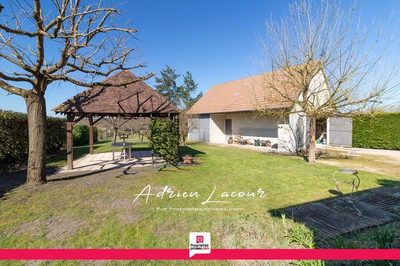 Maison - 152 m² - 8 pièces