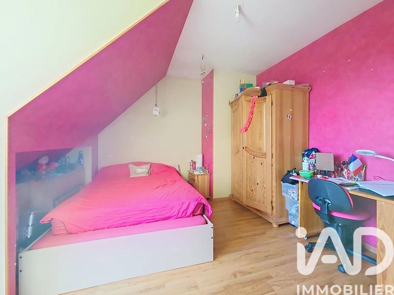 Maison - 180 m² - 7 pièces