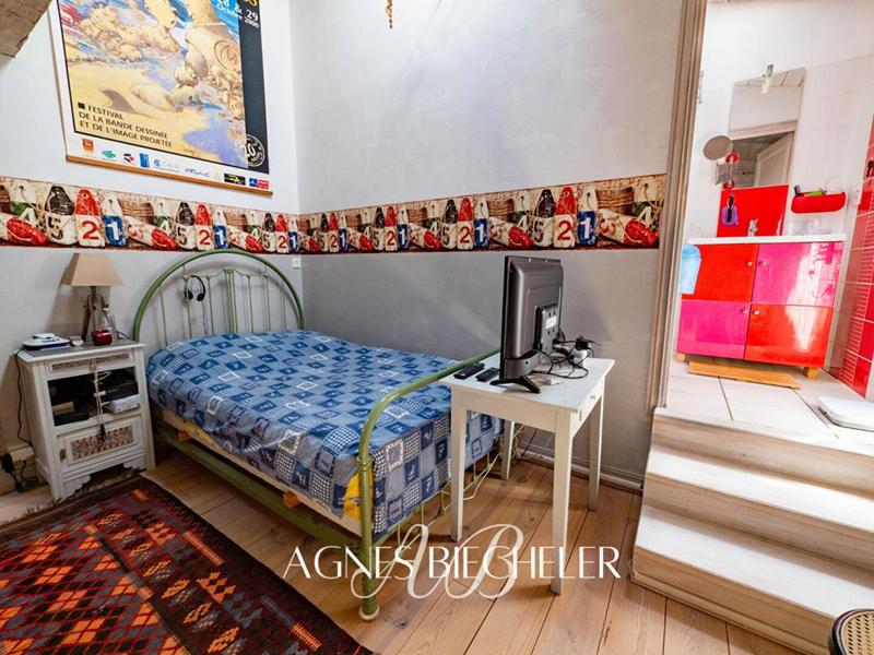 Mas - 270 m² - 10 pièces