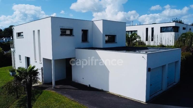 Maison - 154 m² - 6 pièces