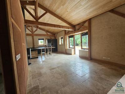 Maison - 82 m² - 3 pièces