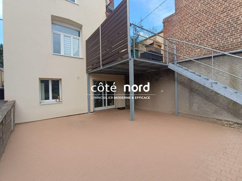 Maison - 93 m² - 6 pièces