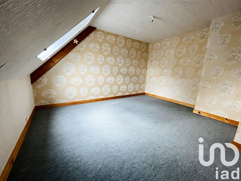 Maison - 170 m² - 8 pièces