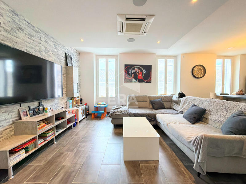 Appartement - 86 m² - 4 pièces