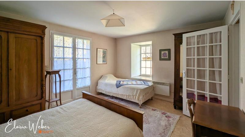 Propriété - 191 m² - 7 pièces